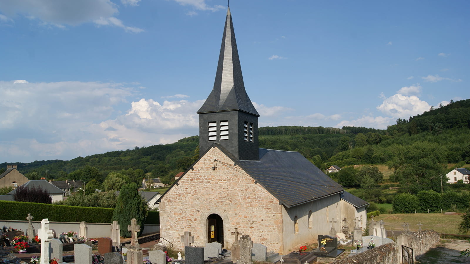 église St Andoche et St Thyrse