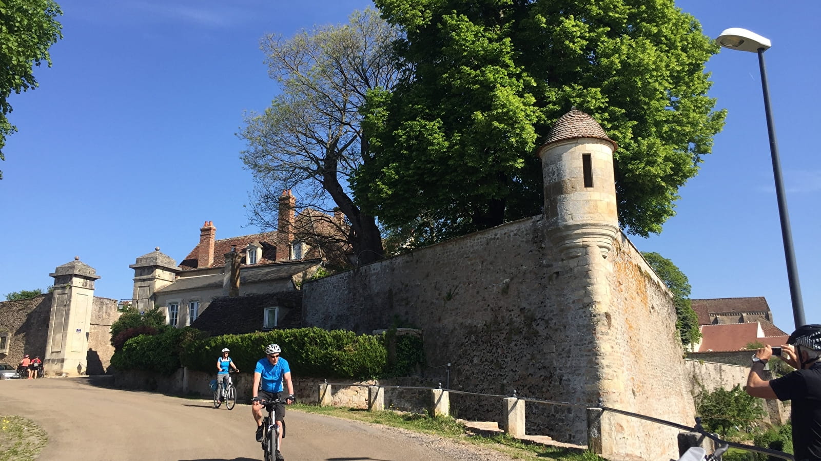 Geführter Ausflug mit dem Fahrrad - Avallon - Noyers - Chablis
