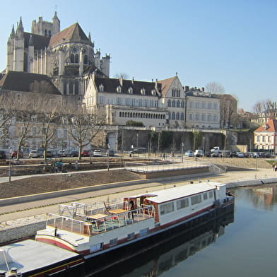 Radtour - Auxerre - Joigny - Der Norden von Auxerre am Lauf des Wassers