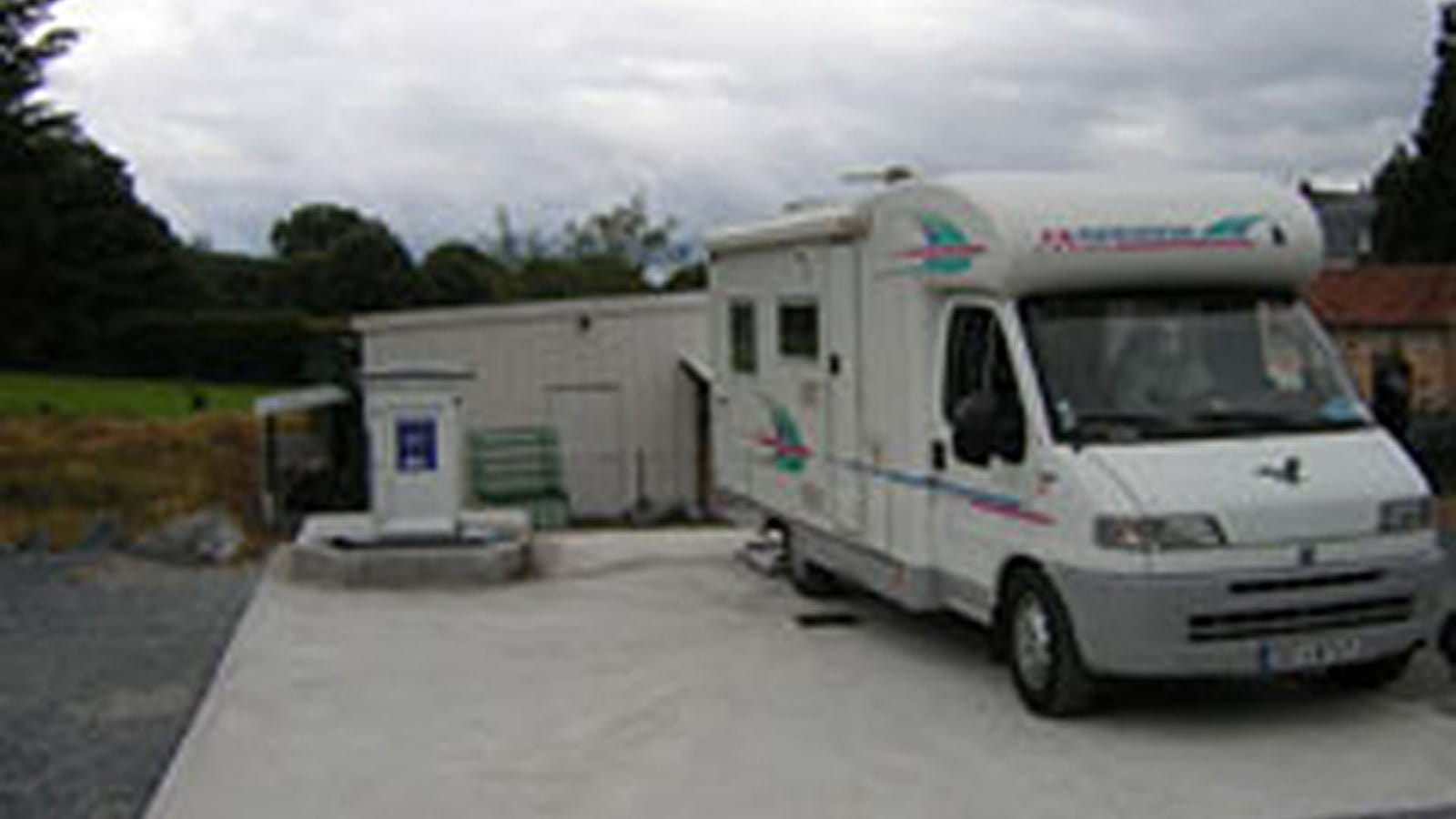 Aire de service pour camping-cars à Rémilly