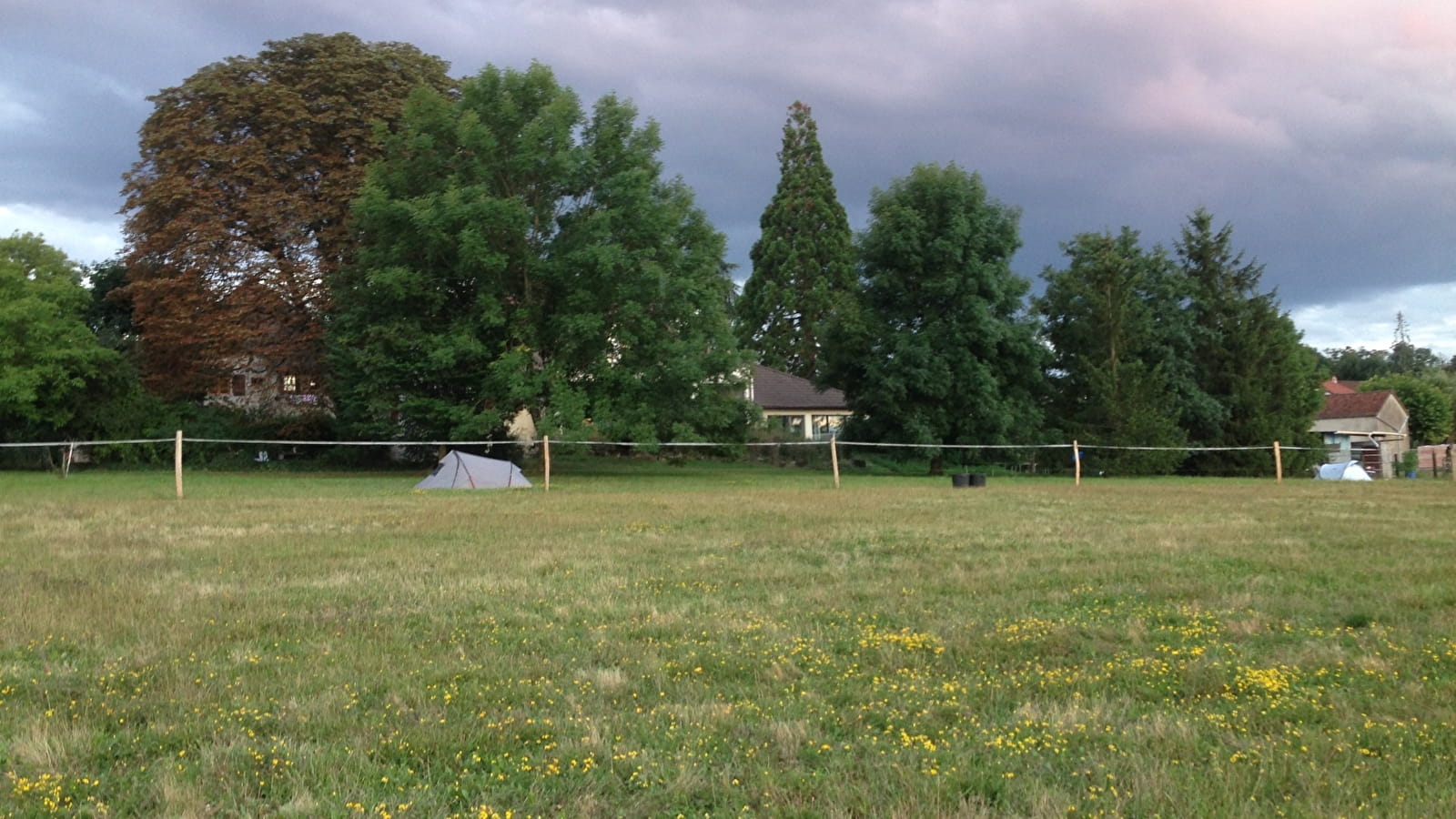 Parenthèse Bourguignonne - Camping 'Des Tentes en Bourgogne'