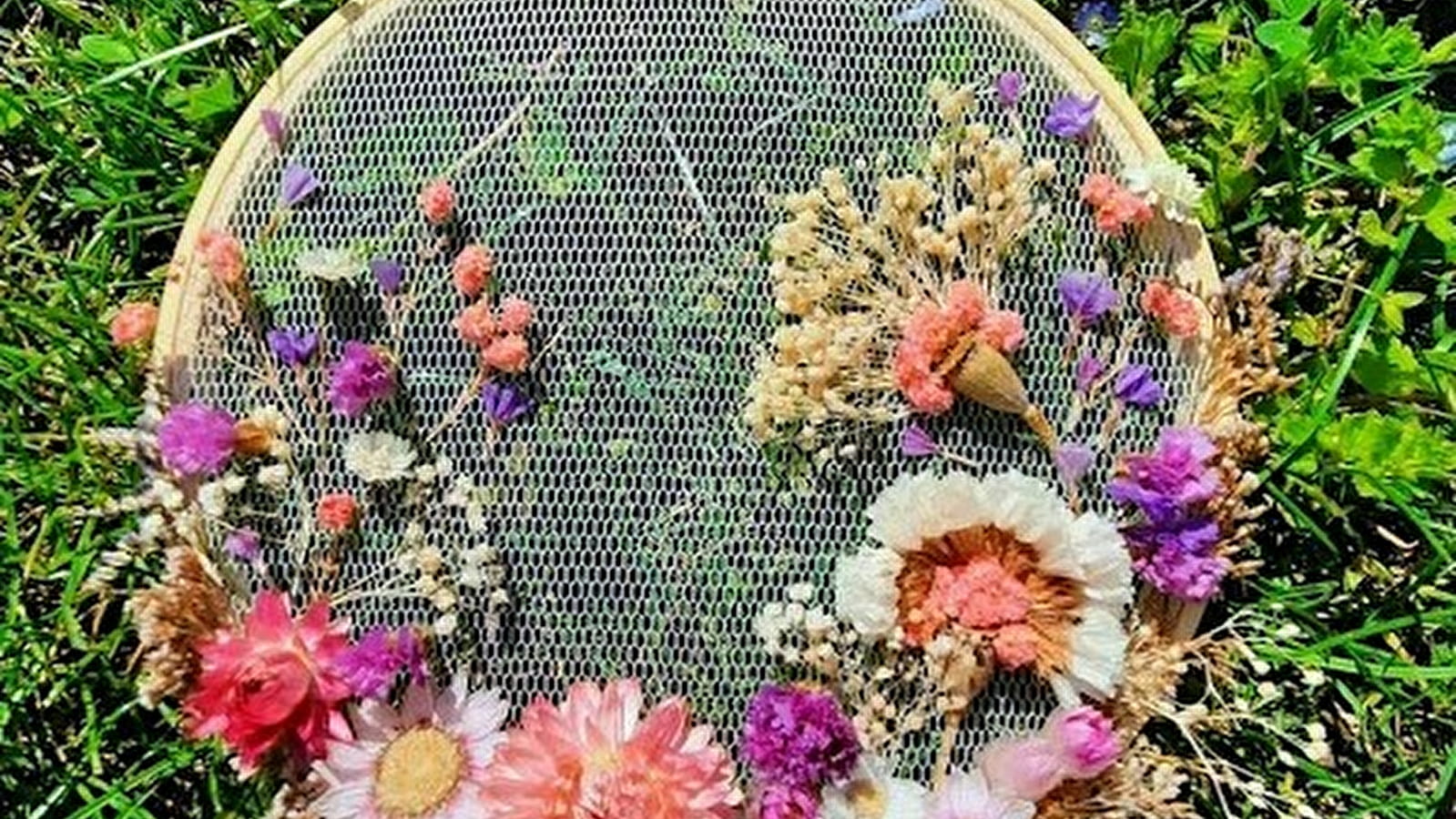 Workshop Sticken mit getrockneten Blumen