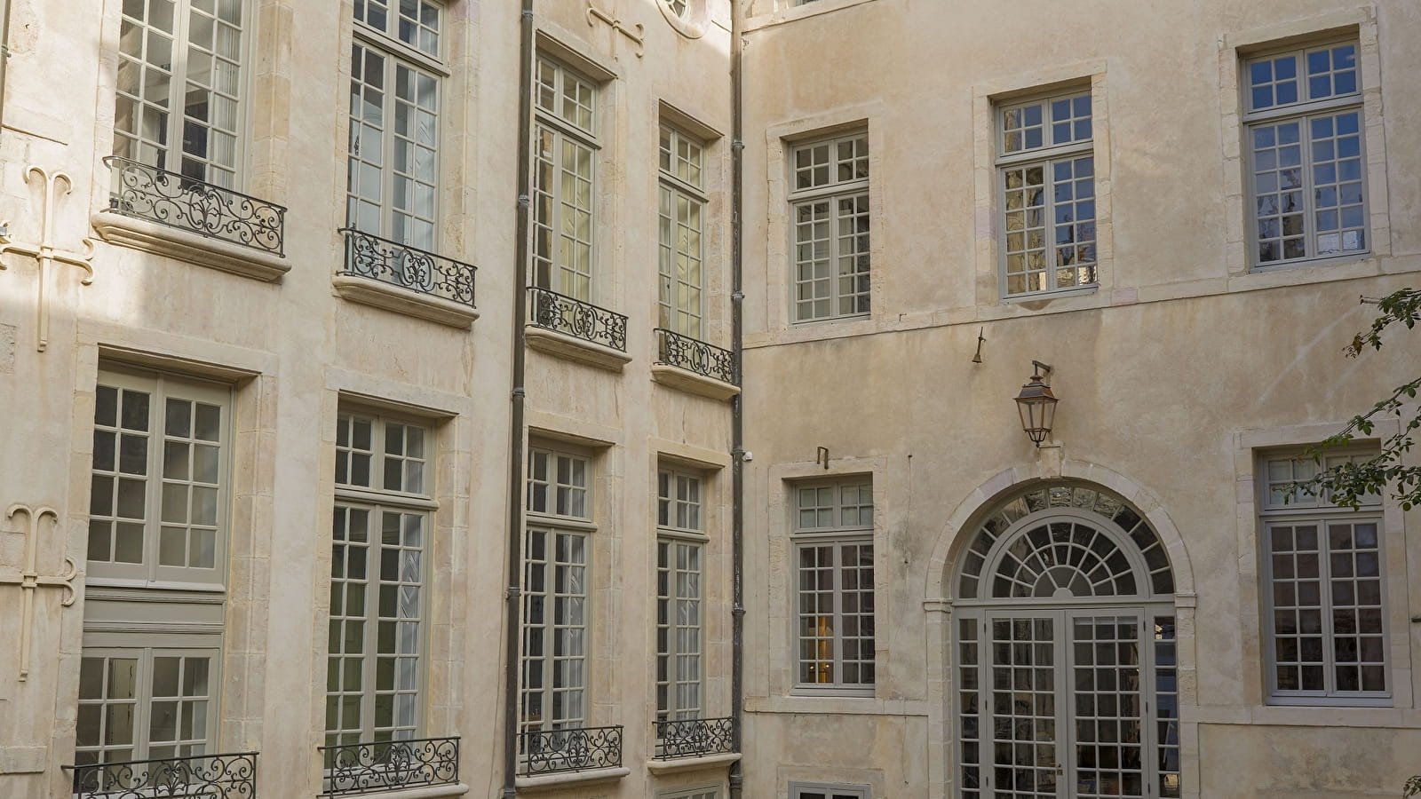 Hôtel Lantin (Musée national Magnin)