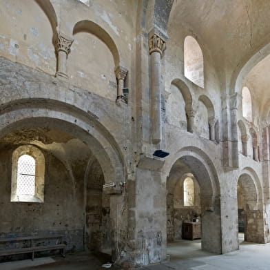 Ancienne église romane 